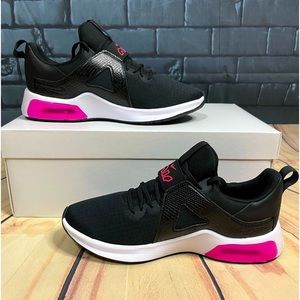 W Nike Max Bella TR 5